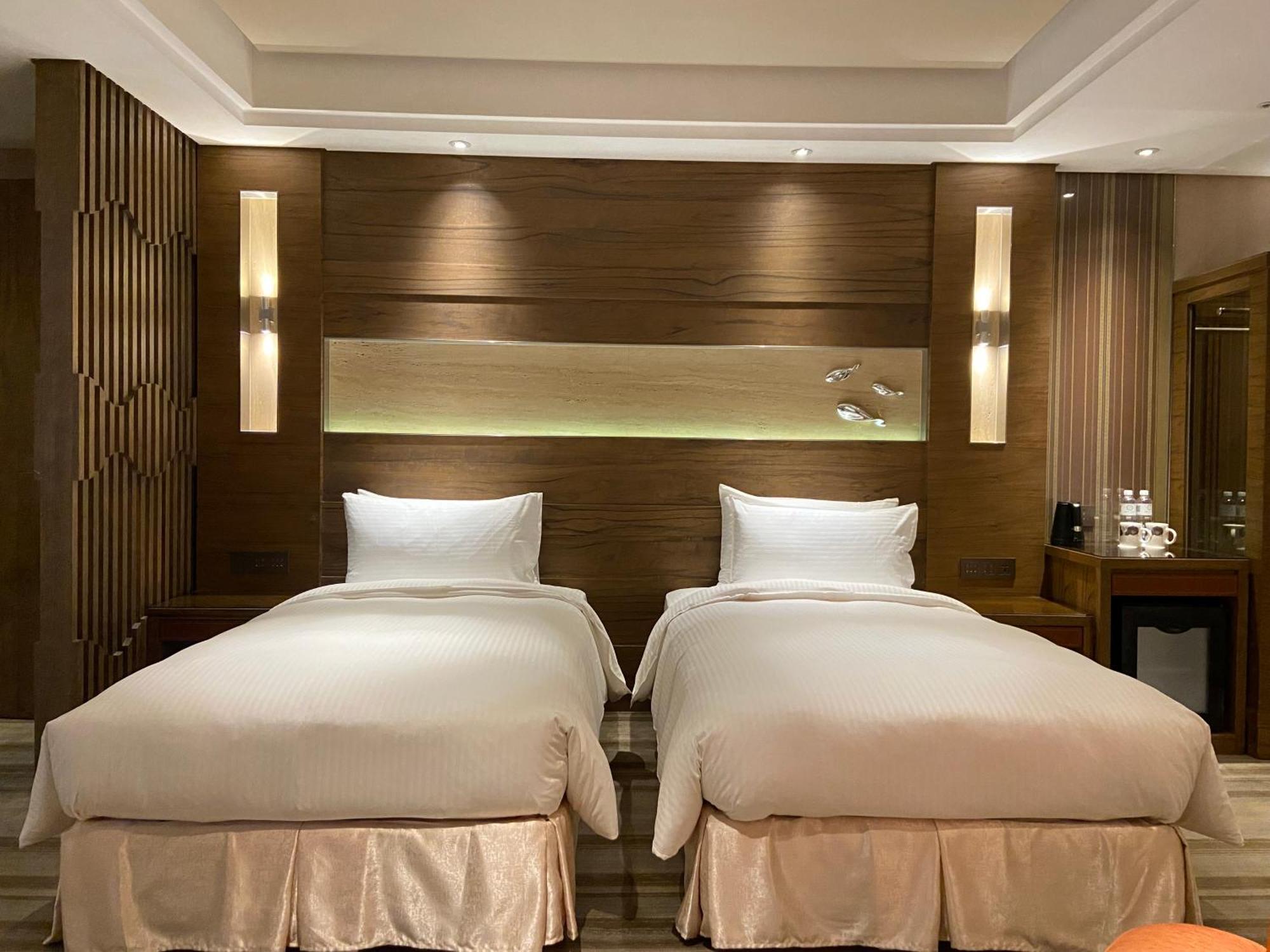 Premier Twin Room